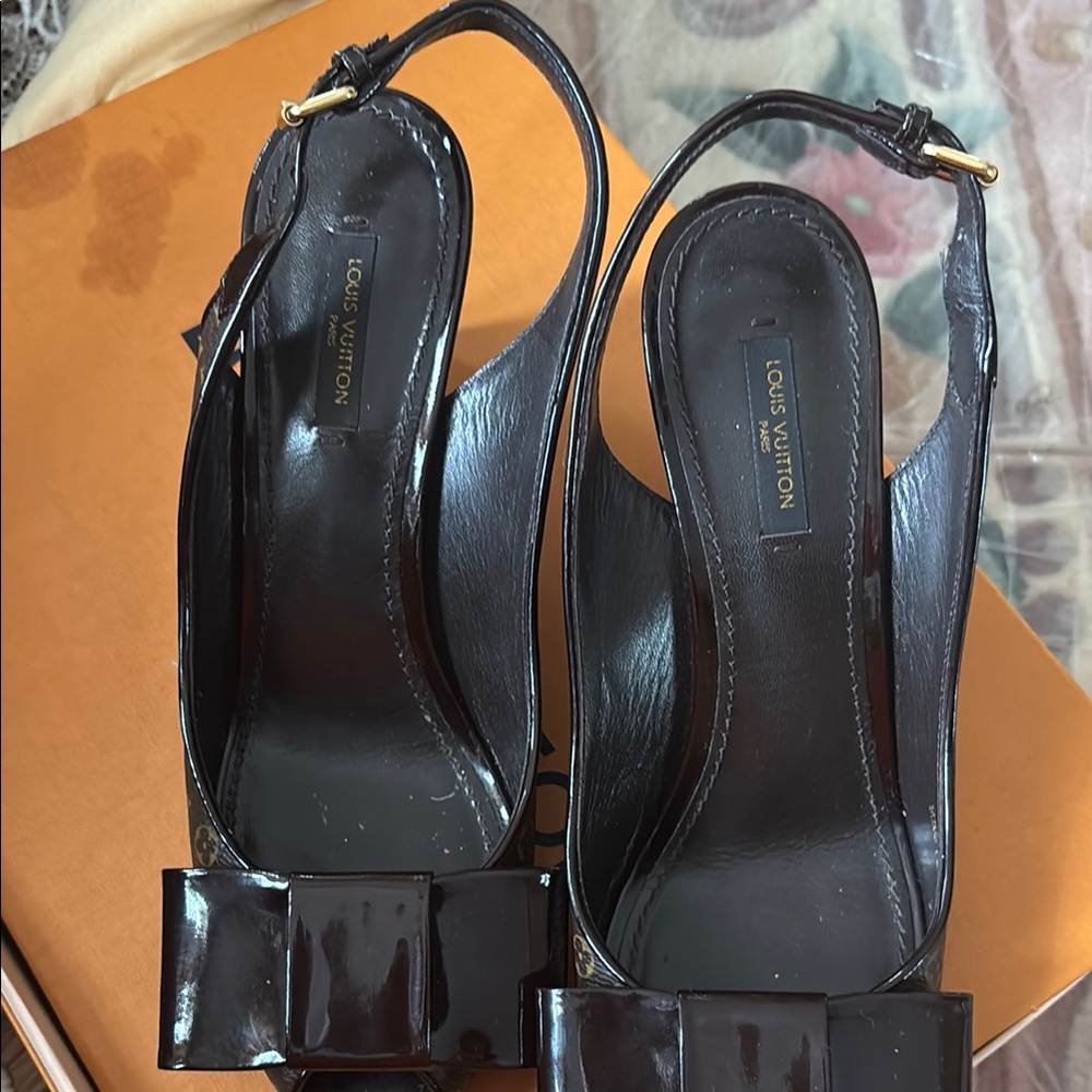 Louis Vuitton Black Heels with Sleek Design